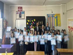 Mut Kaymakam� �elikkol Karne sevincine ortak oldu